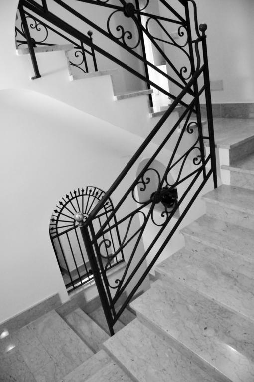 B&B Largo Barile Кальтаниссетта Экстерьер фото