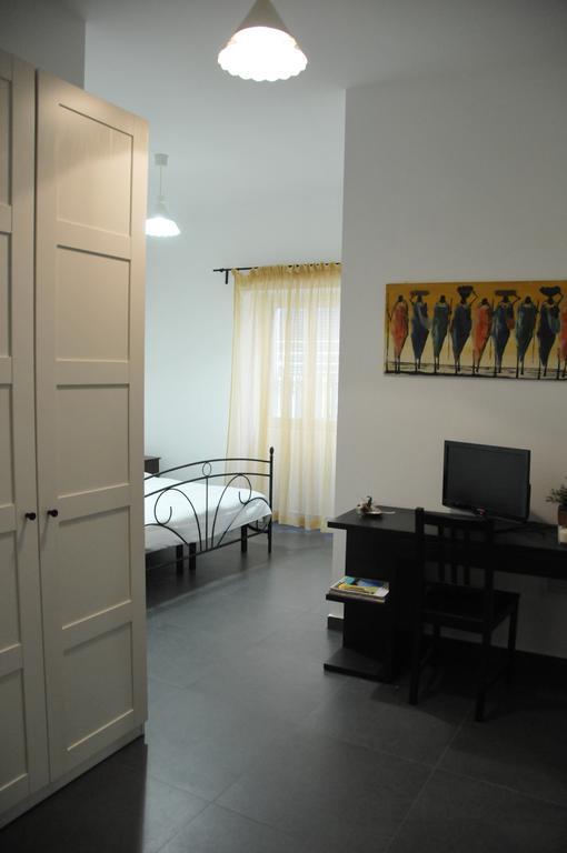 B&B Largo Barile Кальтаниссетта Экстерьер фото