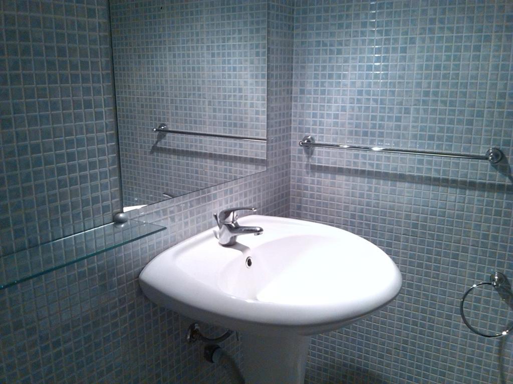 B&B Largo Barile Кальтаниссетта Экстерьер фото