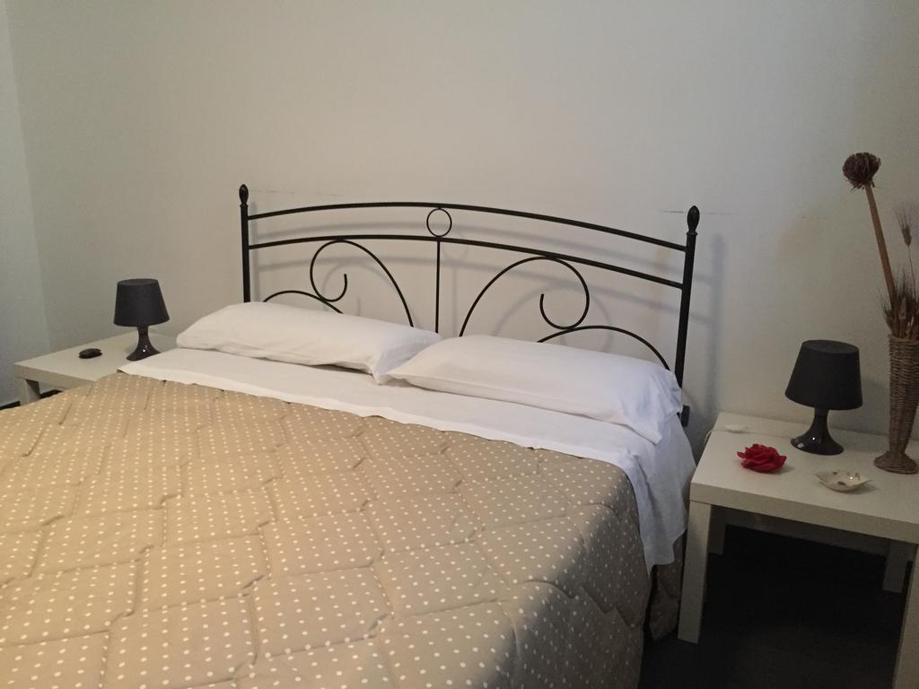 B&B Largo Barile Кальтаниссетта Экстерьер фото