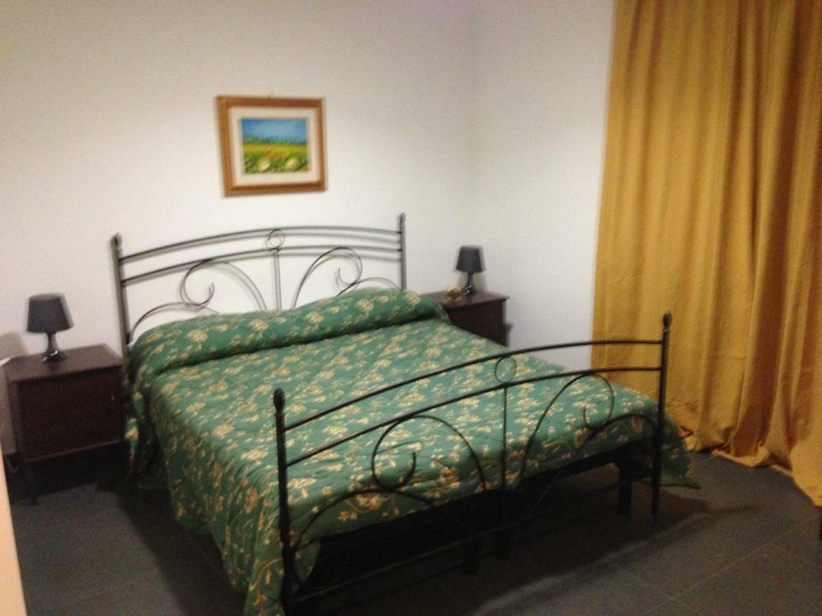 B&B Largo Barile Кальтаниссетта Экстерьер фото